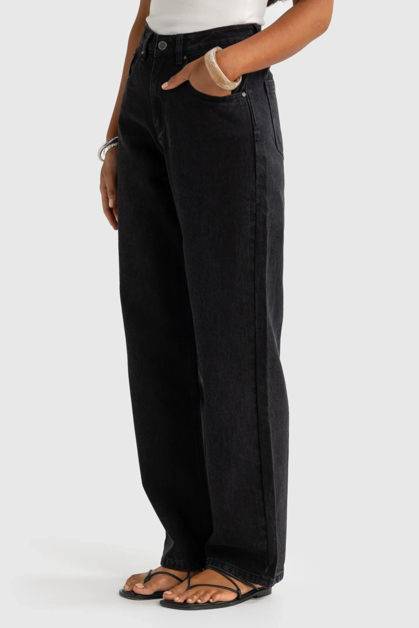 ORTC Willow Denim Relaxed Jean Mid Washed Black - Image 3